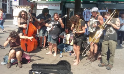 Buskers London