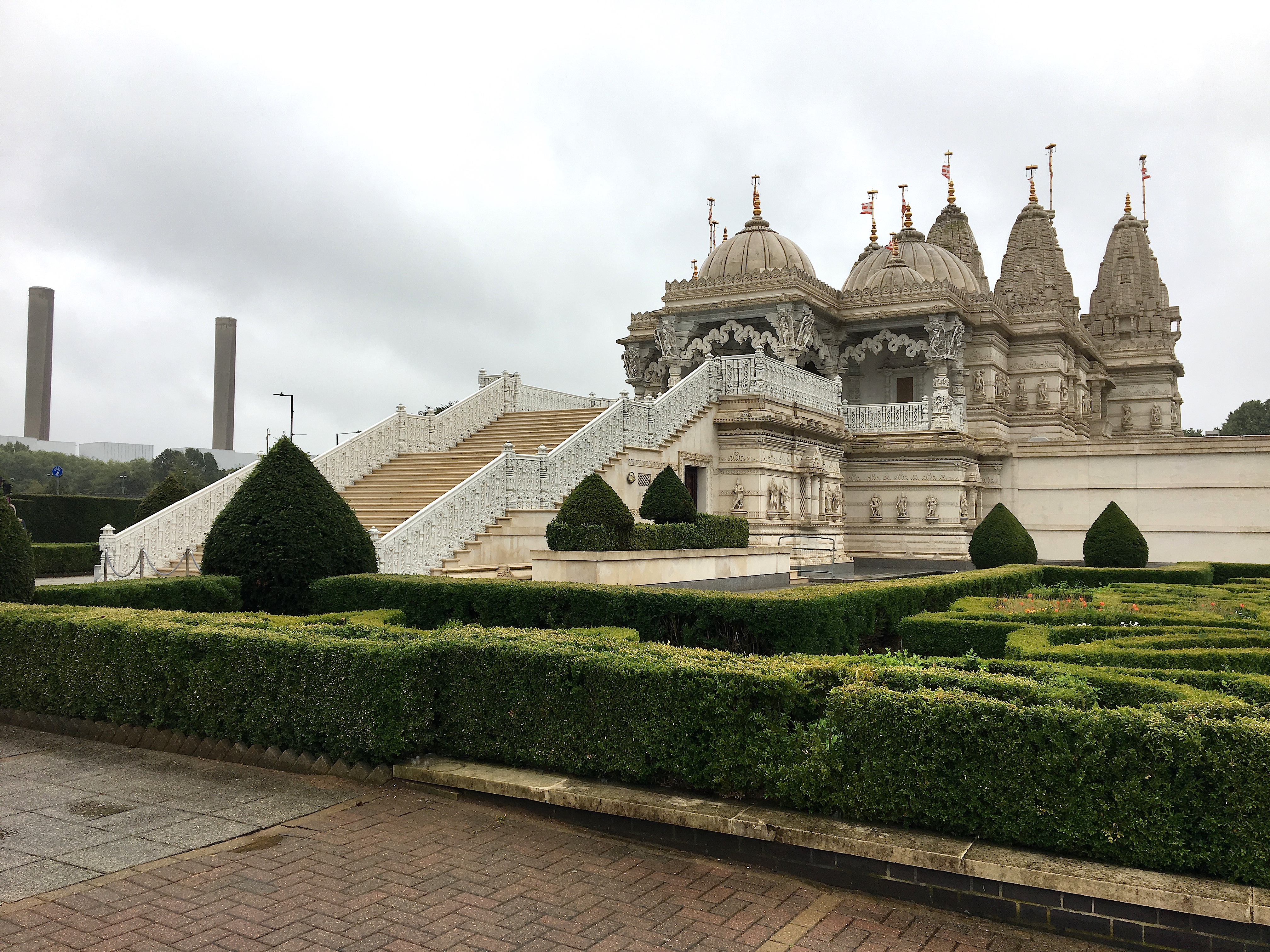 BAPS Shri Swaminarayan Mandir temple, London