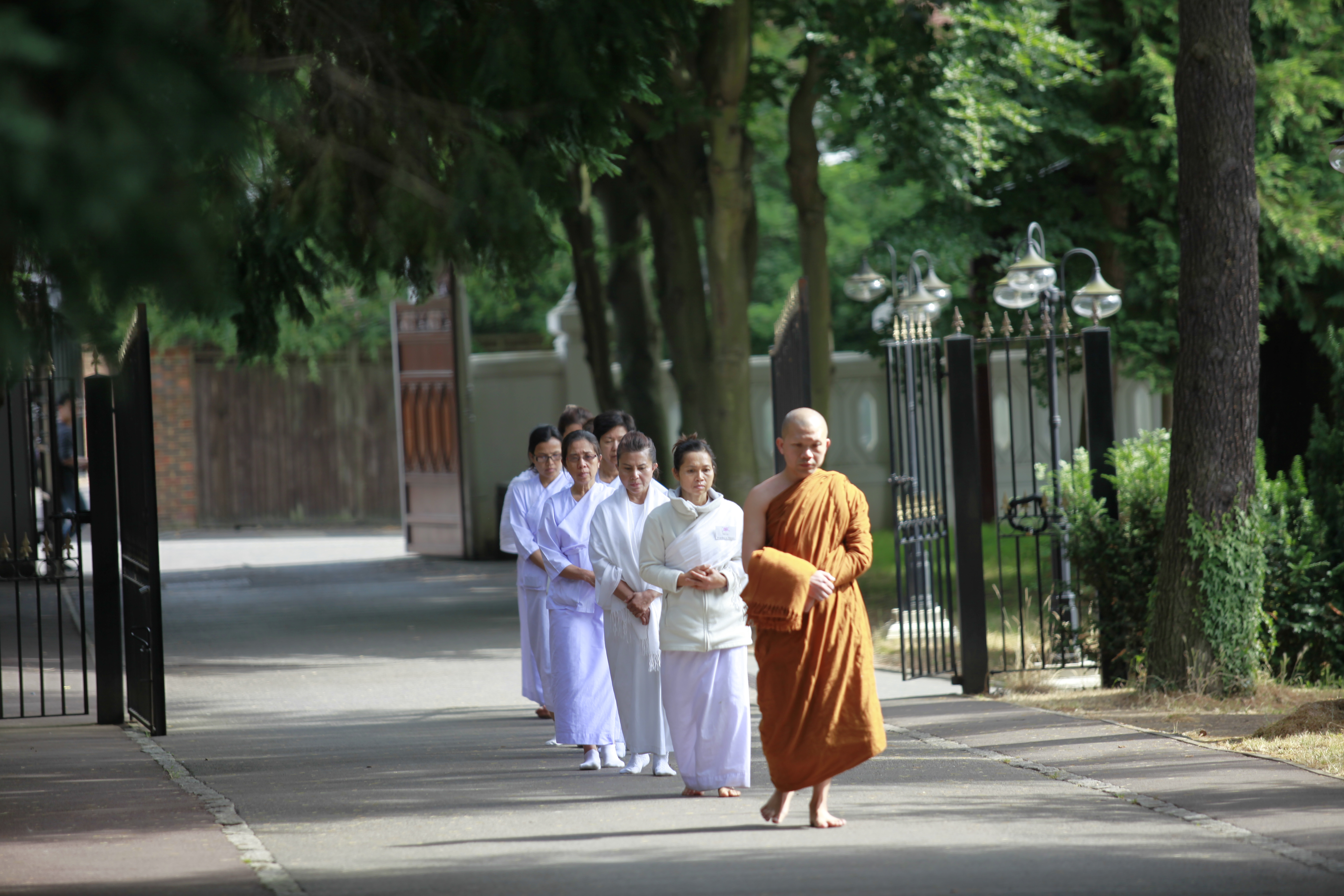 Wat Buddhapadipa Buddhist temple, Wimbledon