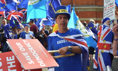 Brexit march against Boris Johnson's coup