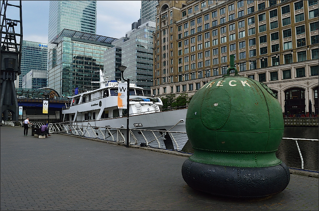 London's waterways, waterside dining