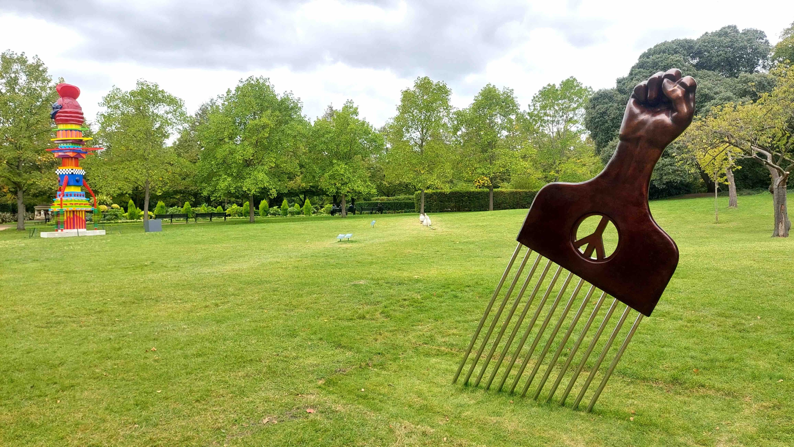 All Power To The People, Frieze Sculpture, Frieze Art Fair, Regents Park